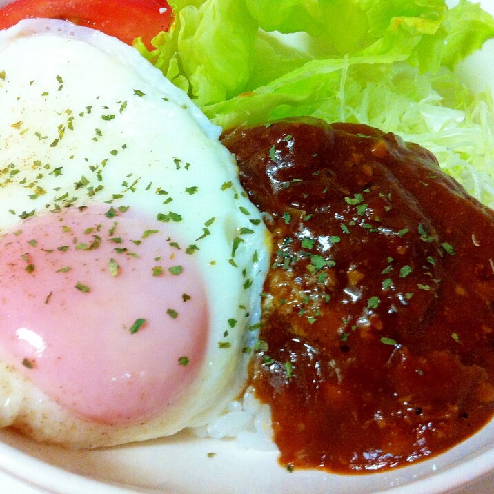 ランチに♪カフェ風ロコモコ丼